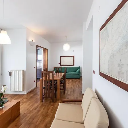 A Due Passi Dal Mare- Salento Reservation Villa